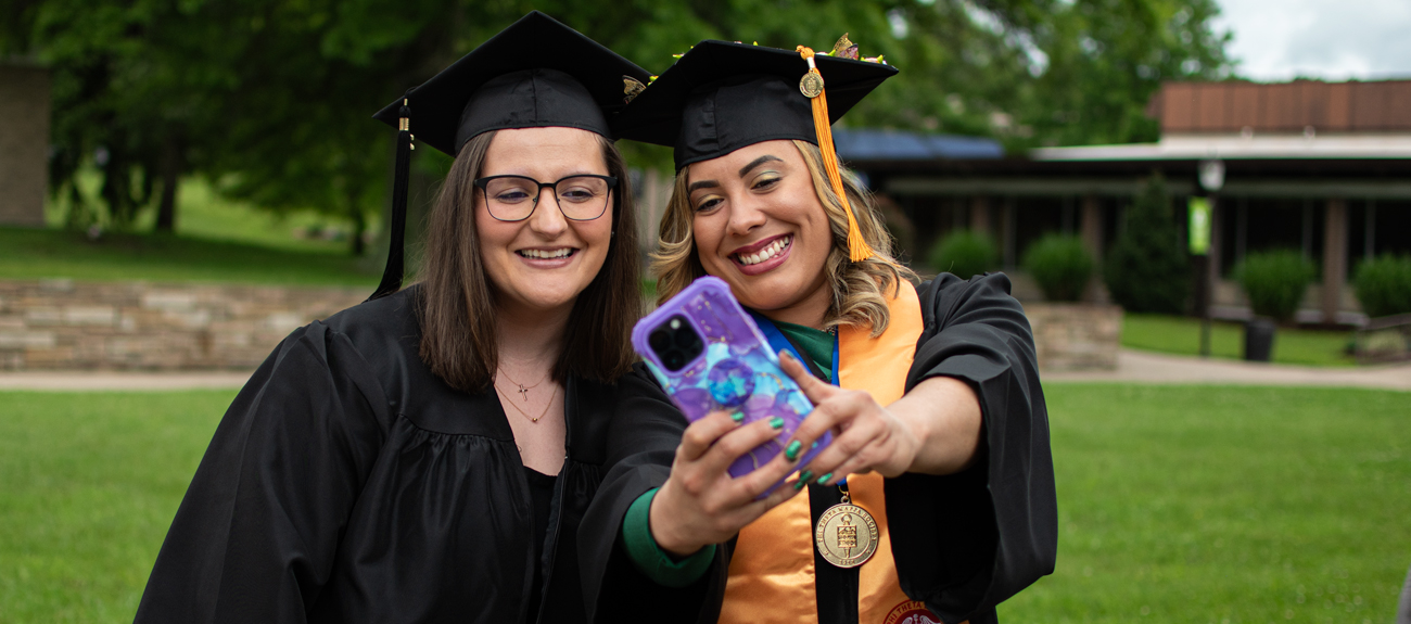 ACM Students taking a Selfie